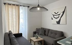 Appartement Neuf, Centre-Ville, 400M De Rivetoile 6 Voyageurs